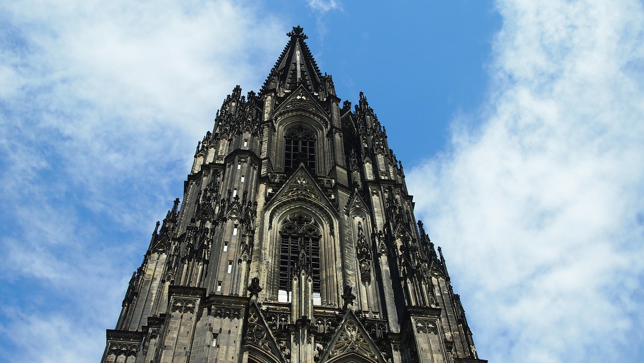 cologne dom sky free photo