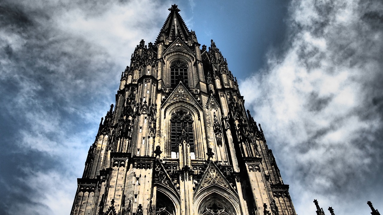 cologne dom sky free photo