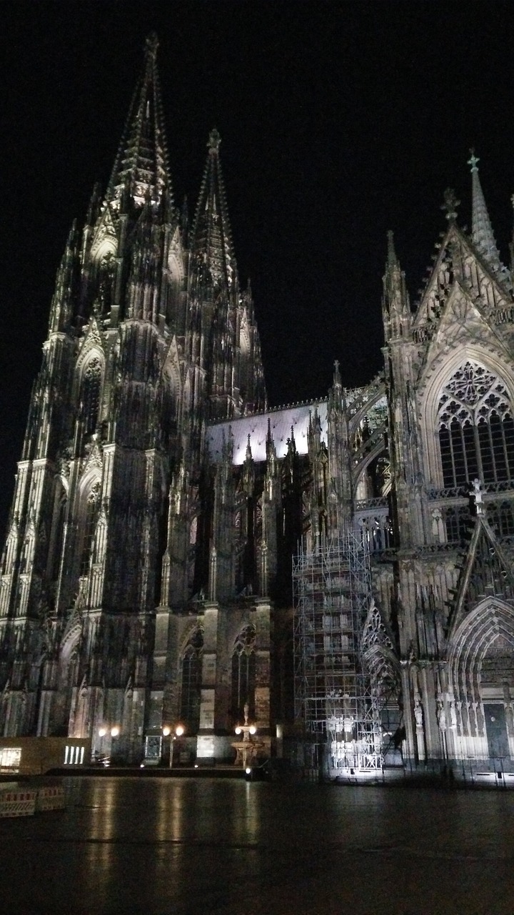 cologne cathedral landmark cologne free photo