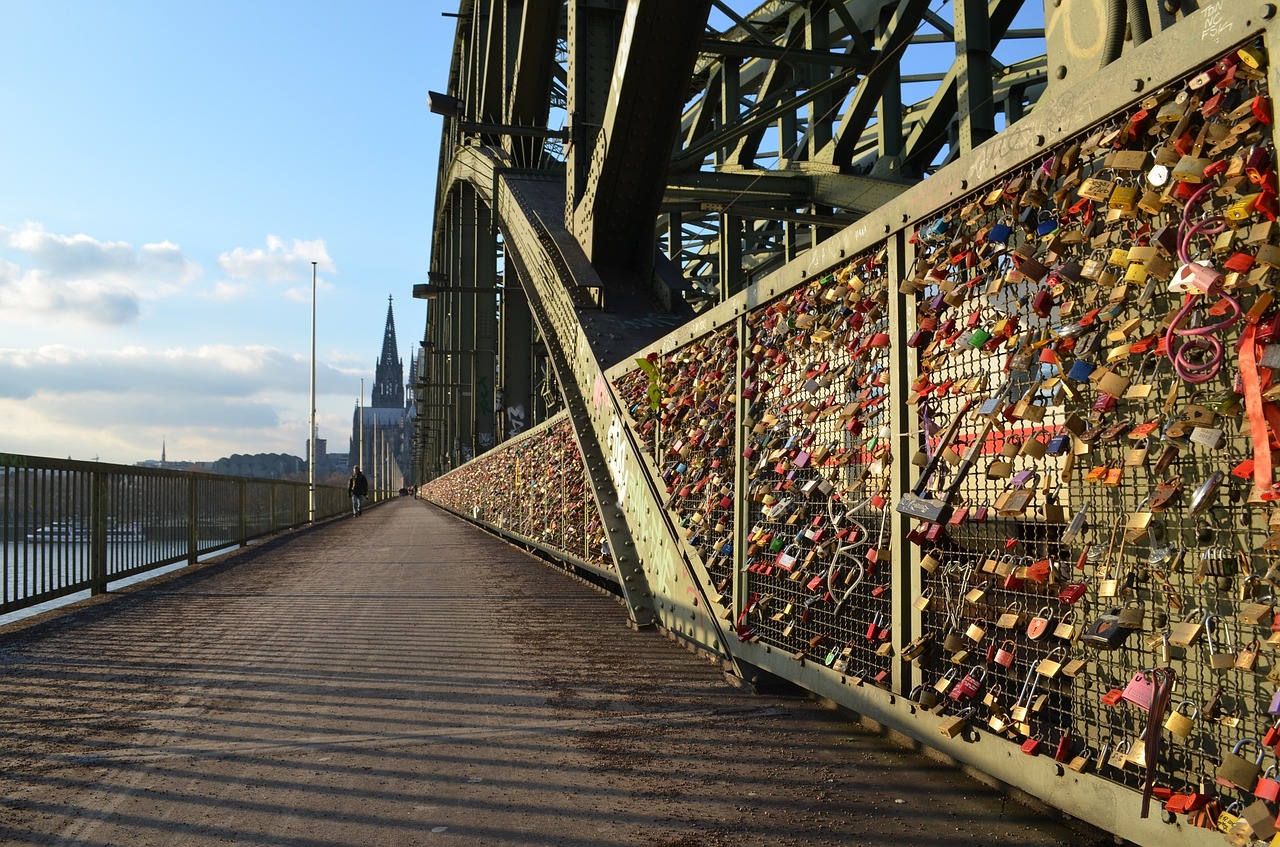 cologne panorama hohenzollern bridge cologne cathedral free photo