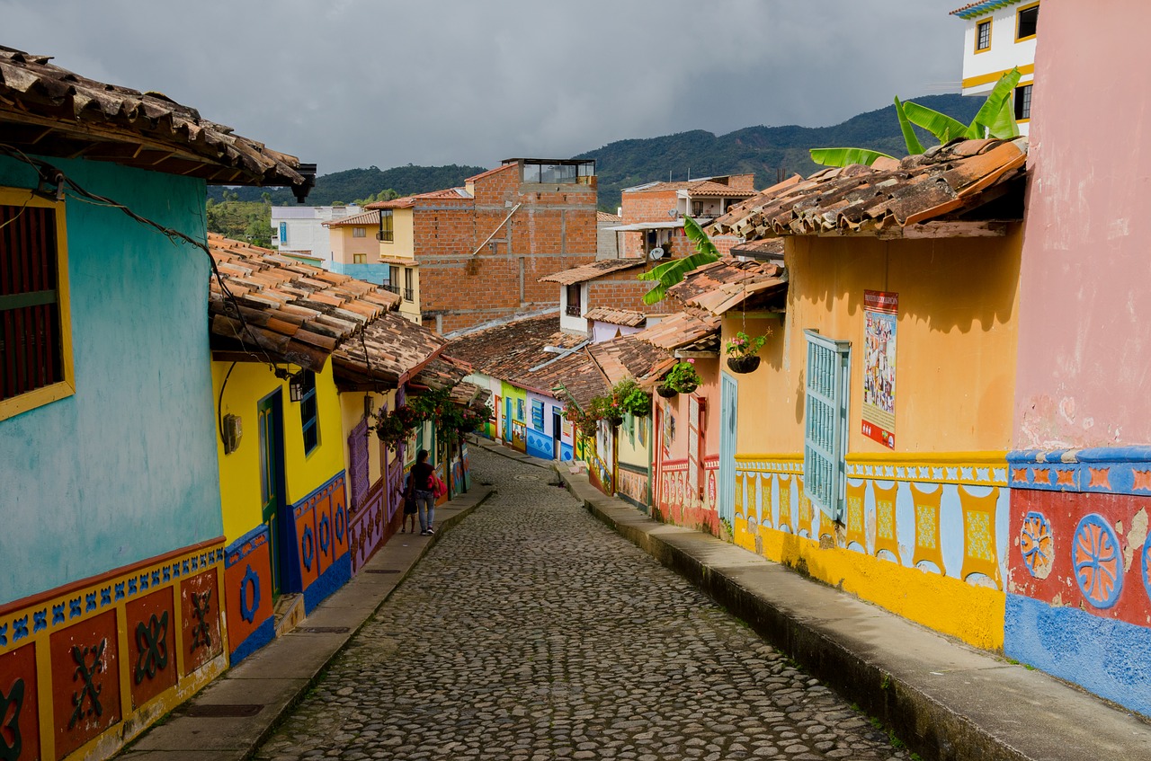 colombia guatape tourism free photo