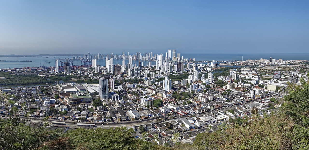 colombia  cartagena  city free photo