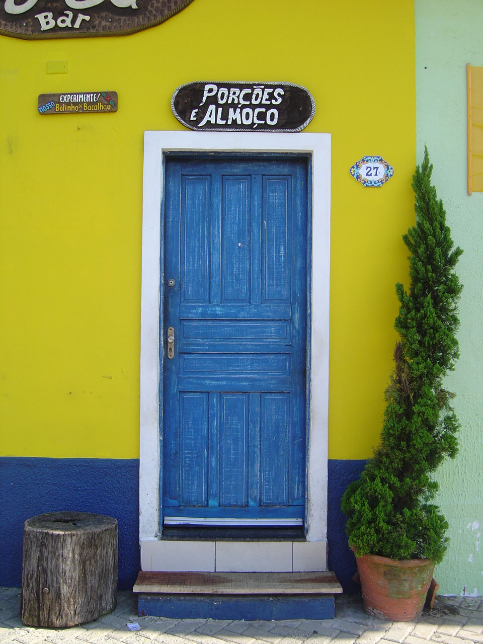 yellow blue house free photo