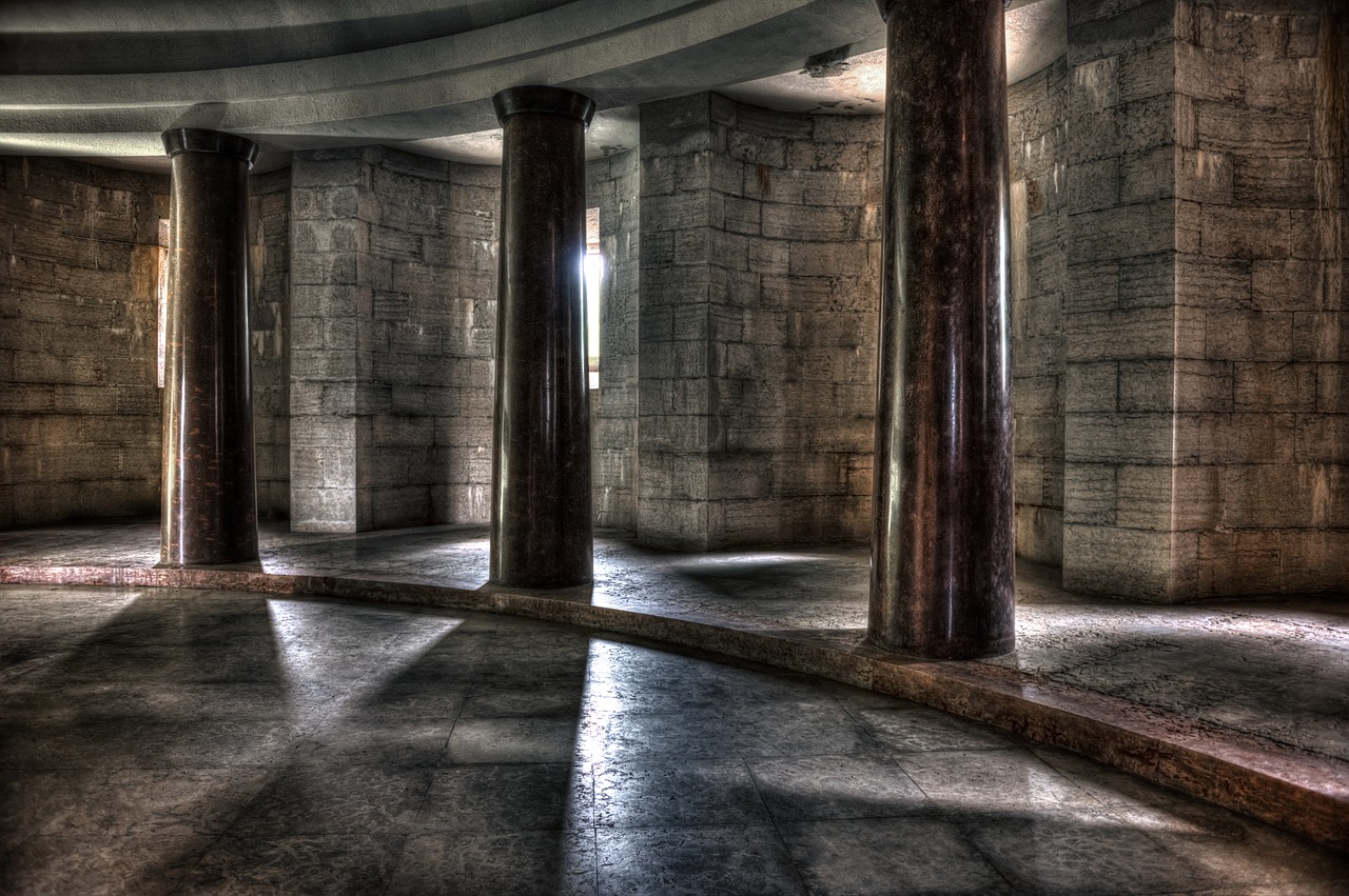 colonnade columns ancient free photo