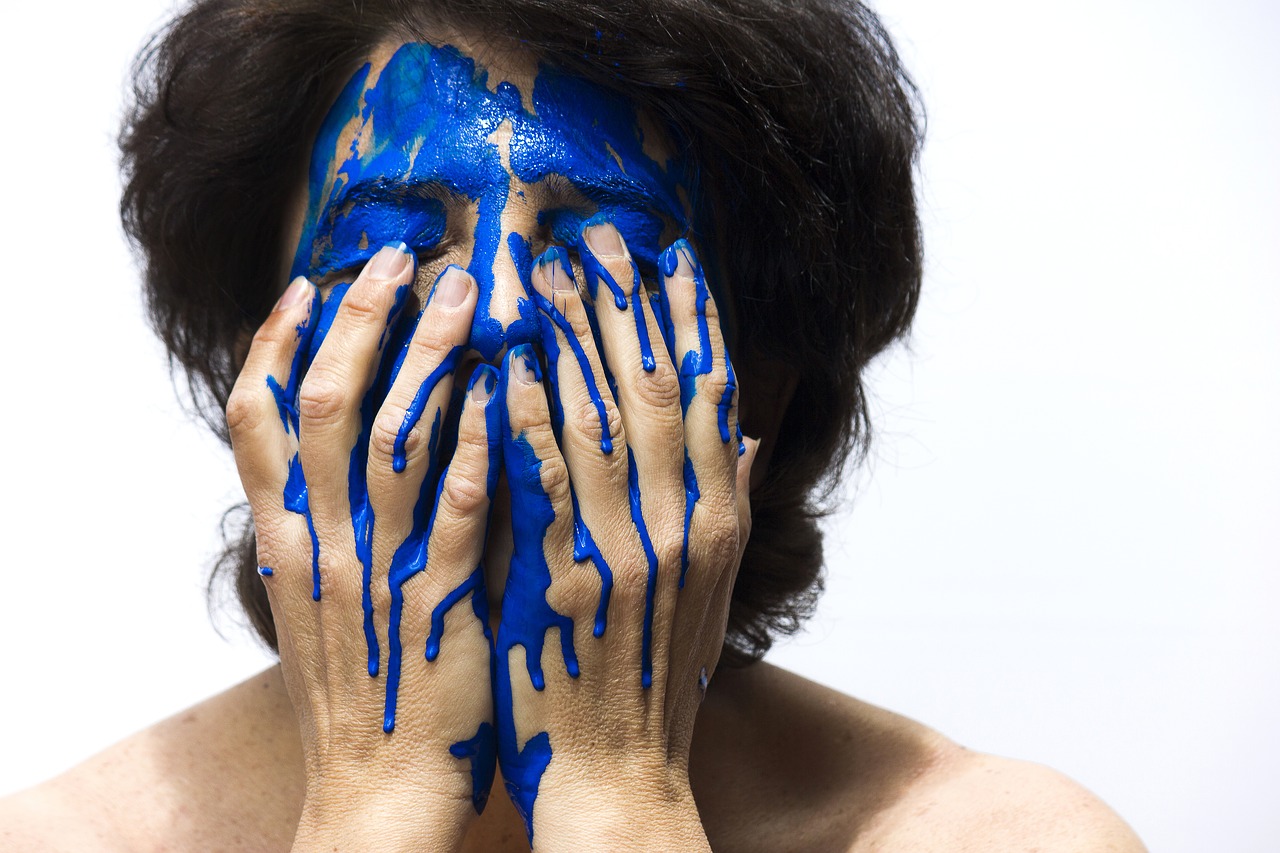 color face blue free photo