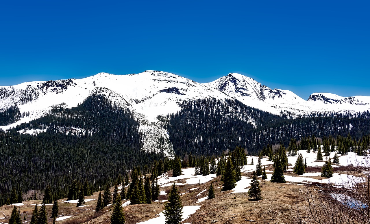 colorado mountains snow free photo