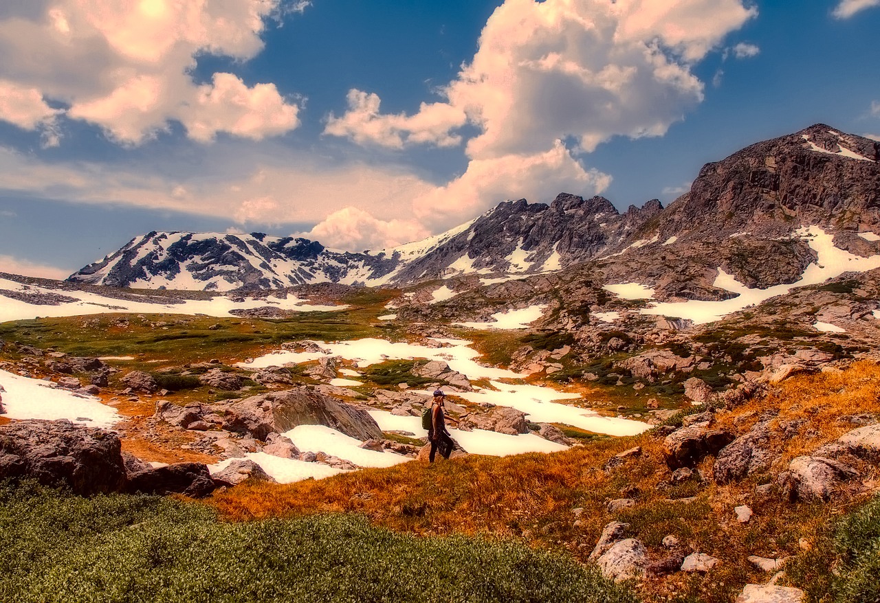 colorado mountains snow free photo