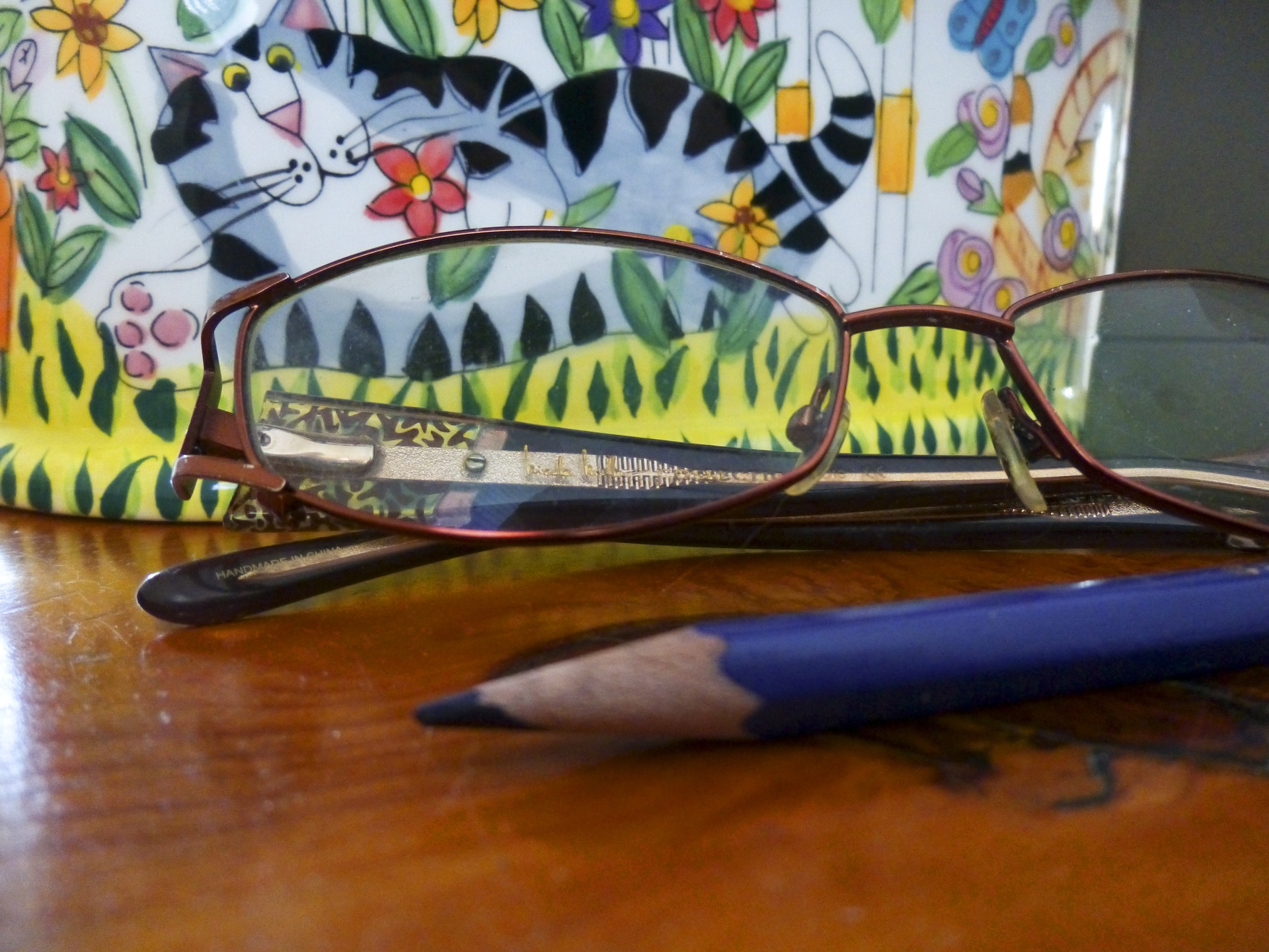 pencil glasses drawing free photo