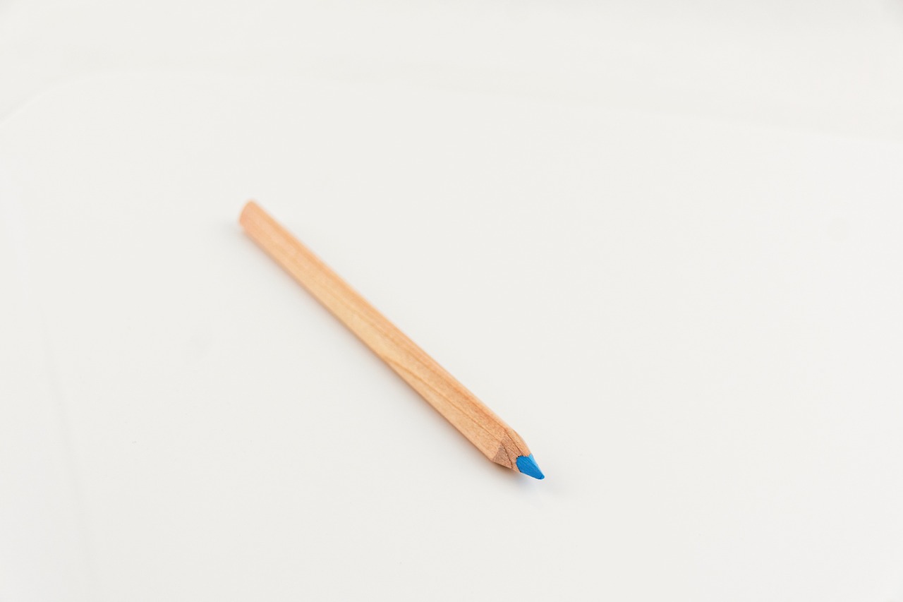 colored pencils colour pencils colorful free photo