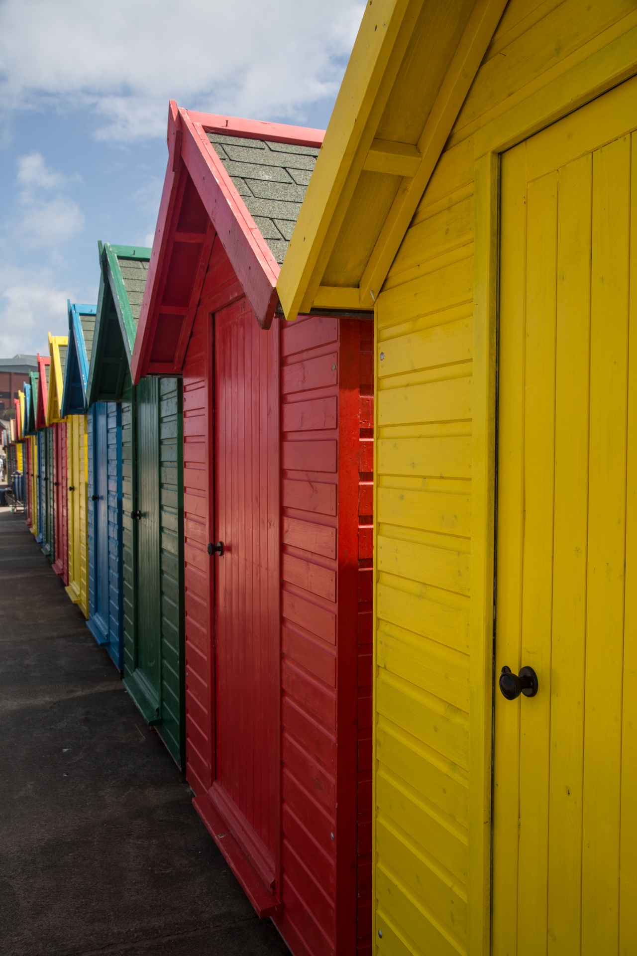 beach hut whitby free photo