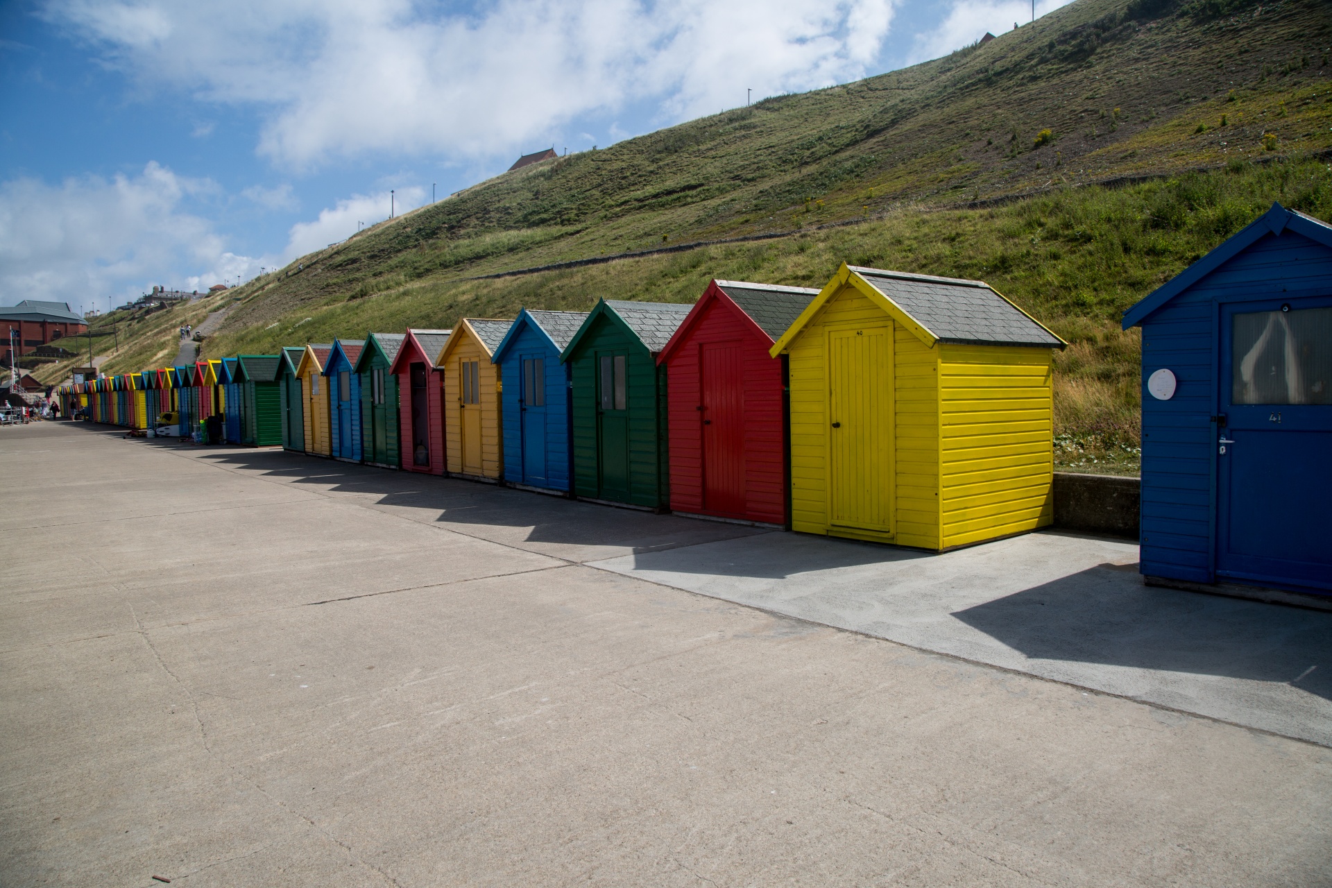 beach hut whitby free photo