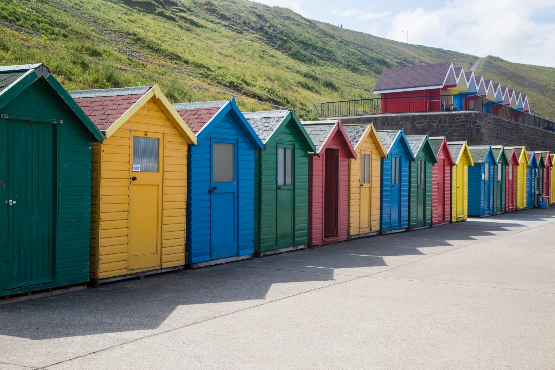 beach hut whitby free photo