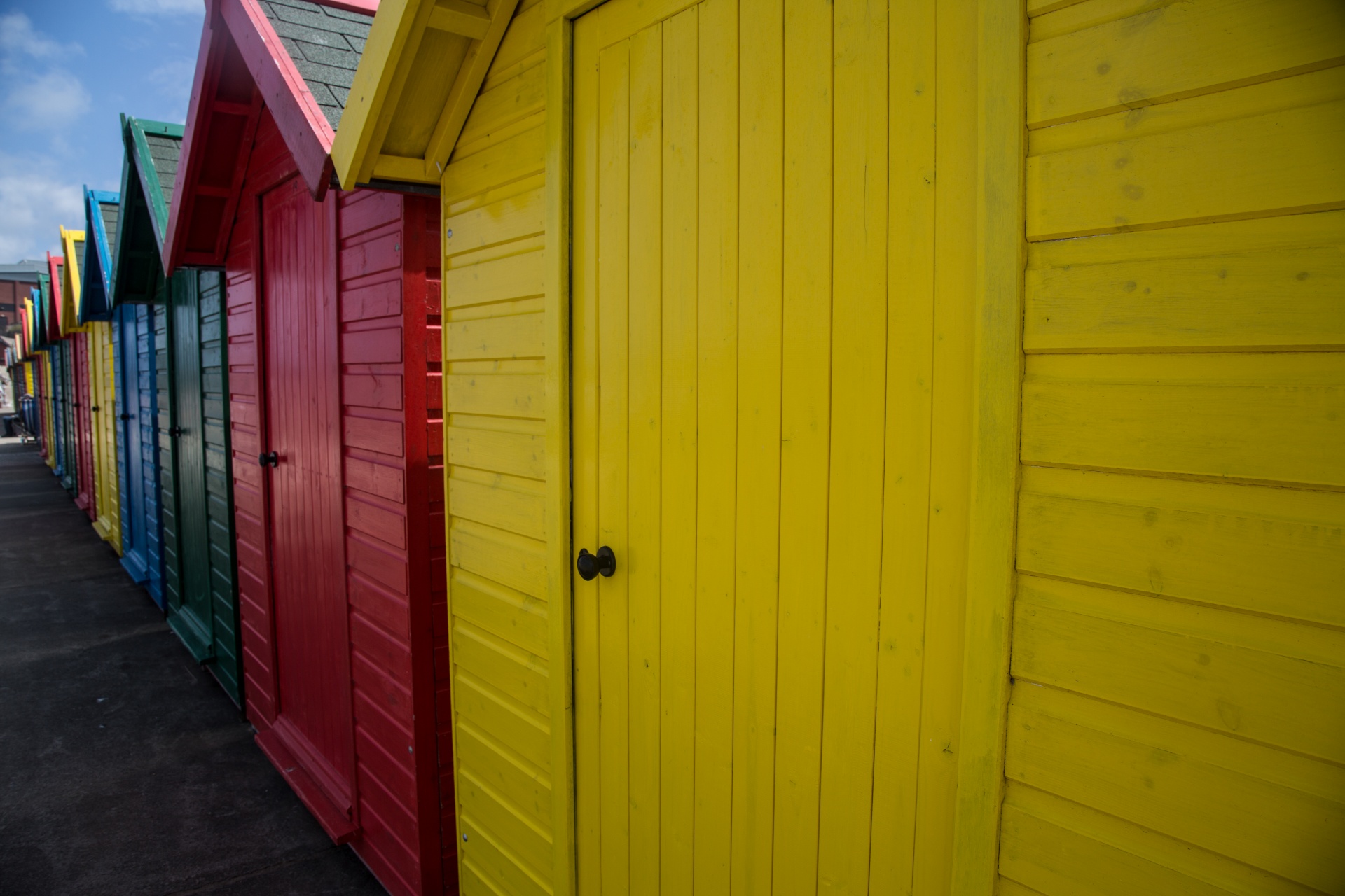 beach hut whitby free photo