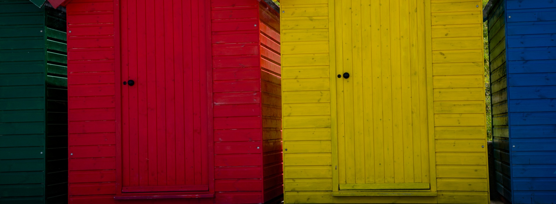 beach hut whitby free photo