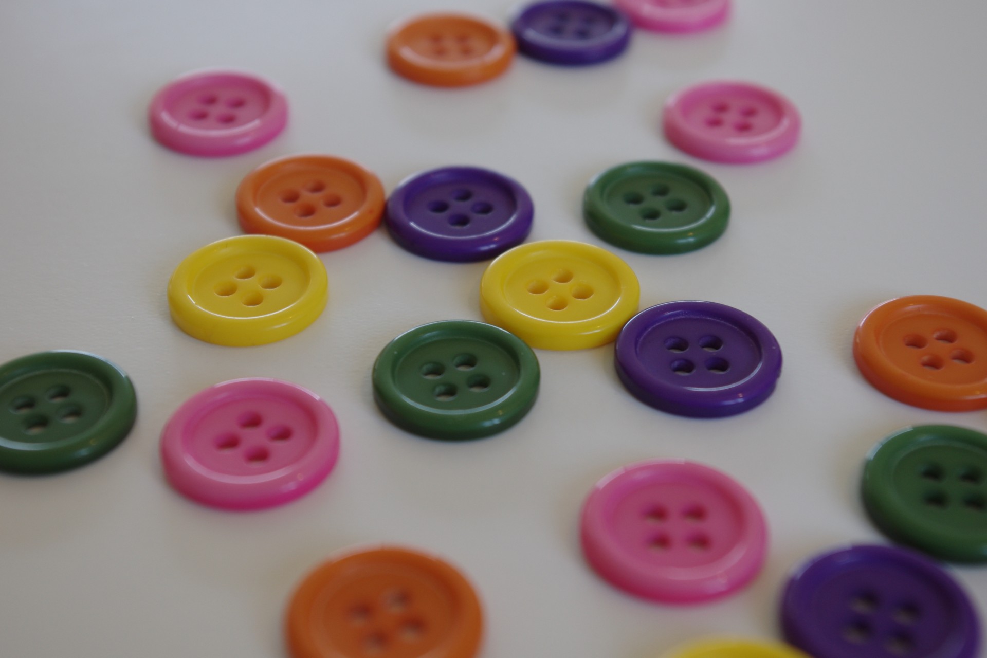 color buttons sew free photo