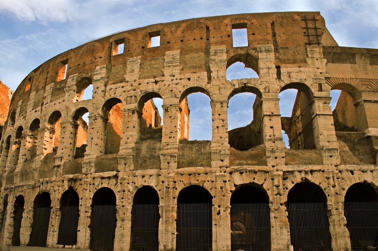 colosseum ruin rome free photo