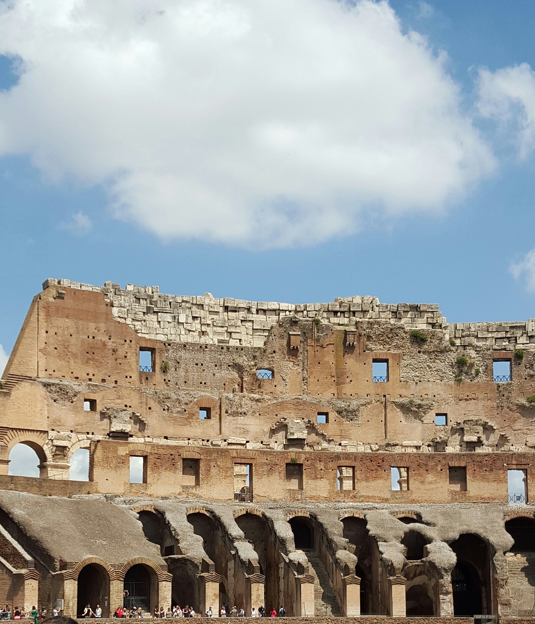 colosseum rome italy free photo