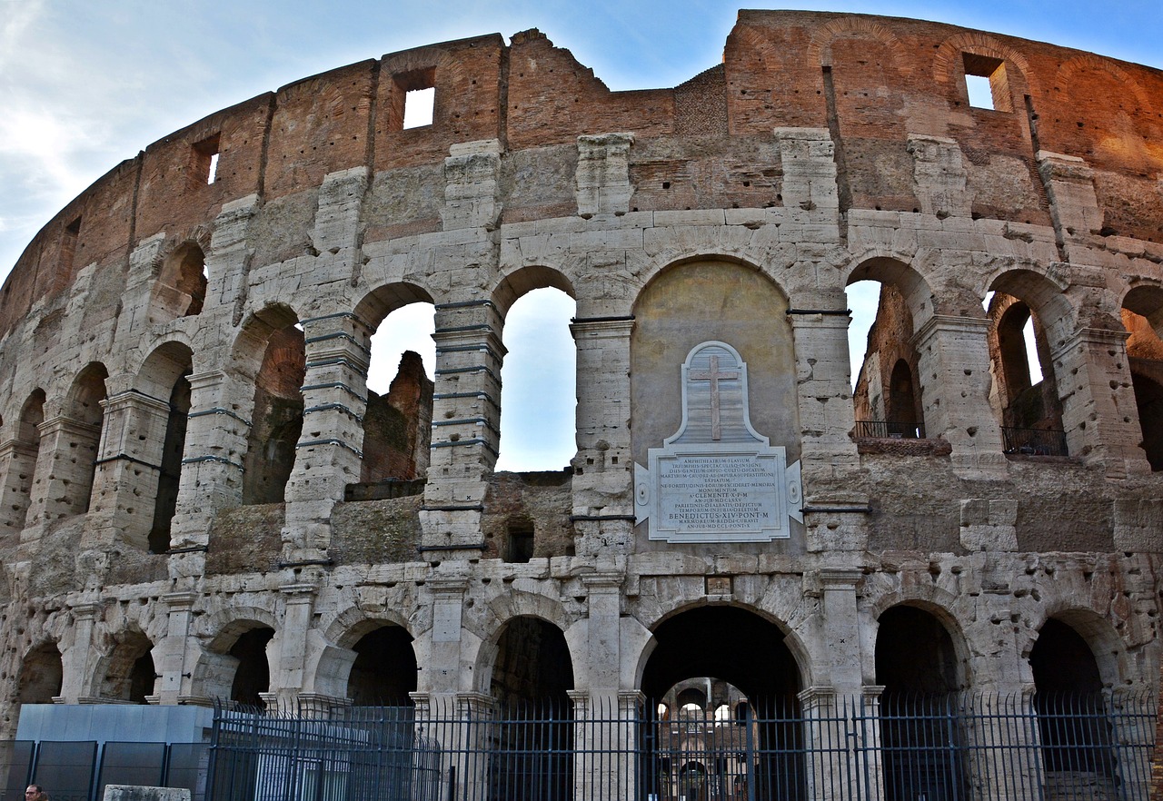colosseum building rome free photo