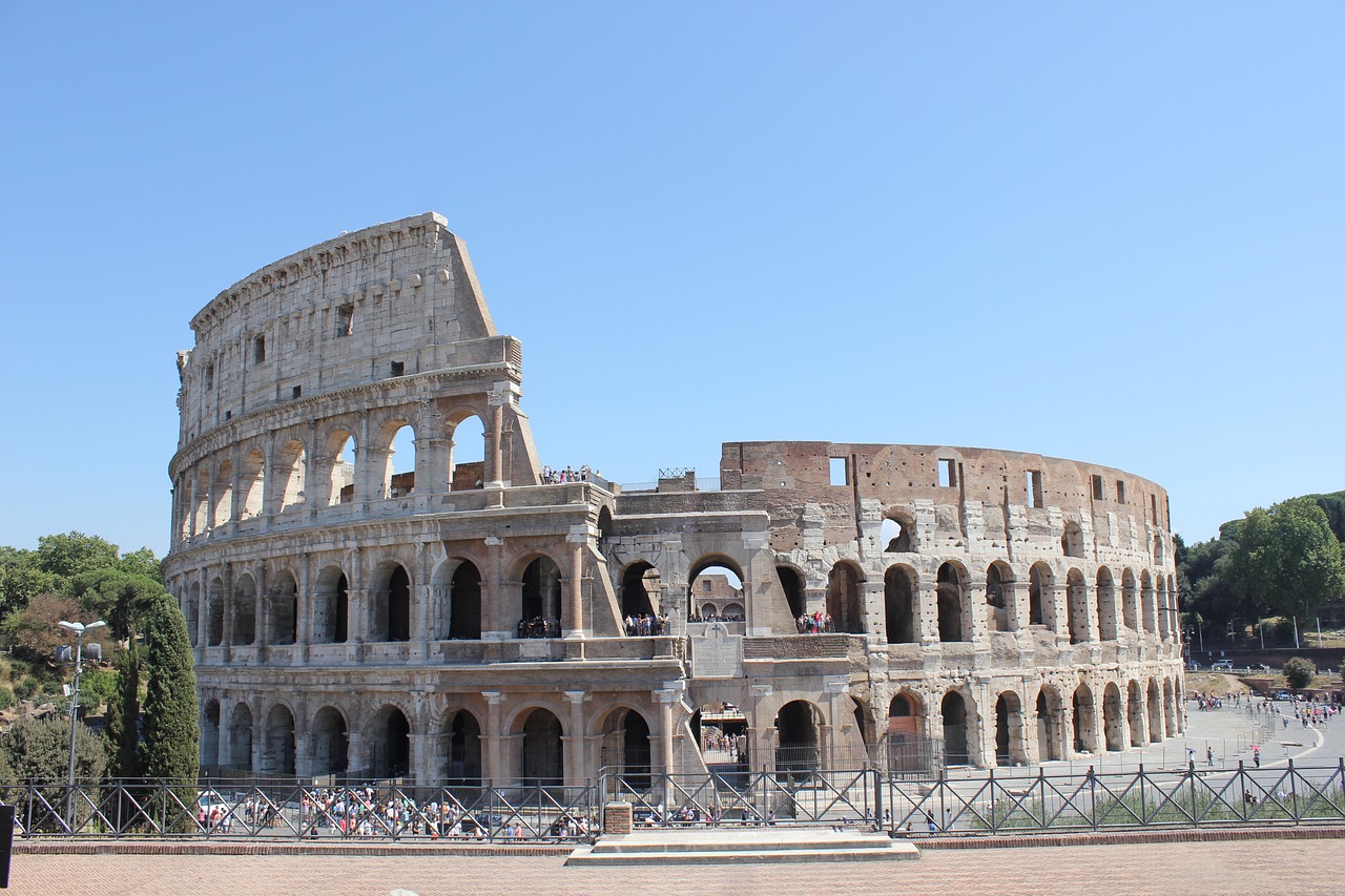 colosseum rome architecture free photo