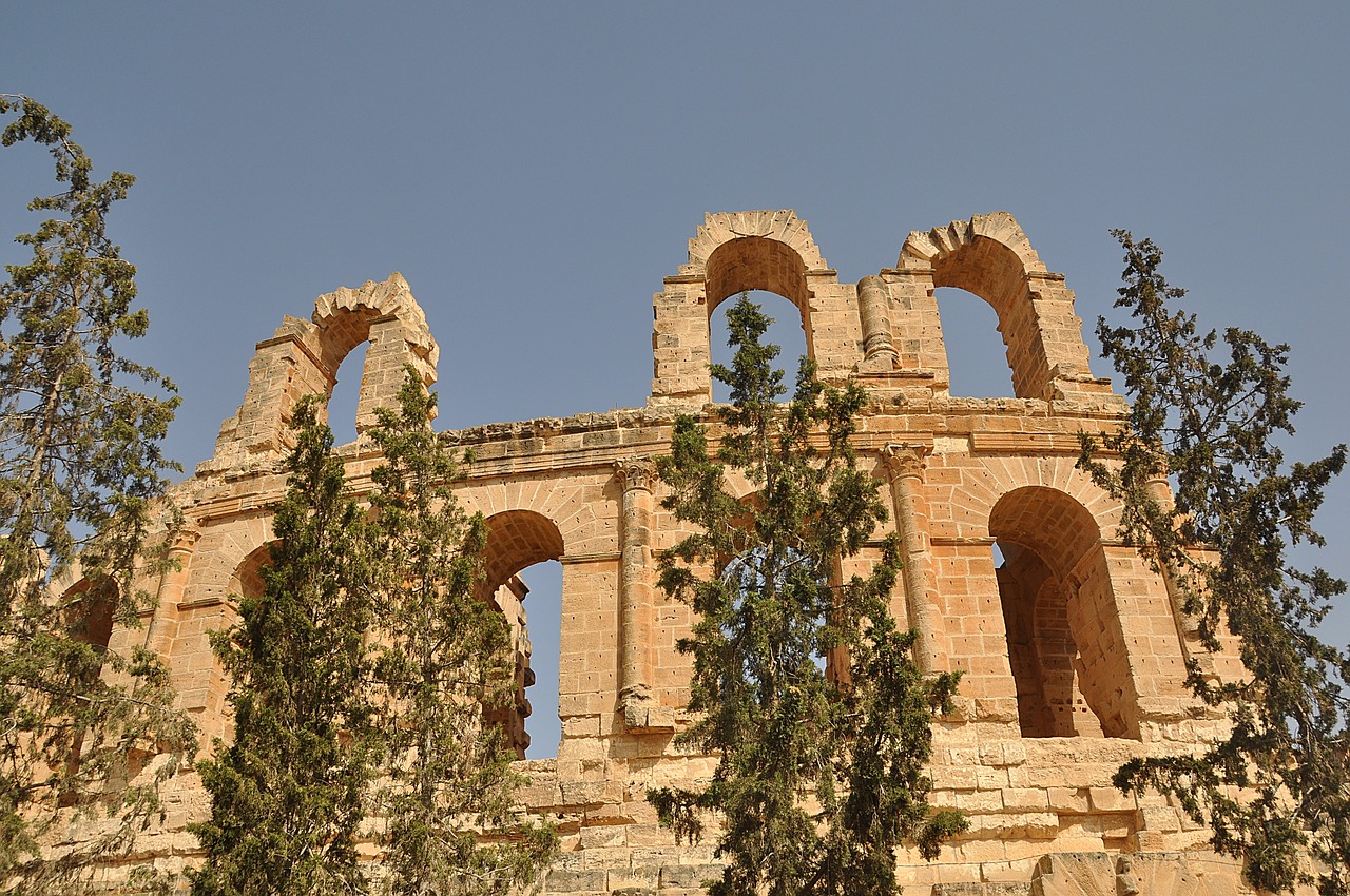 colosseum  summer  architecture free photo