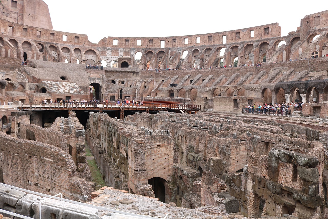 colosseum  italy  rome free photo