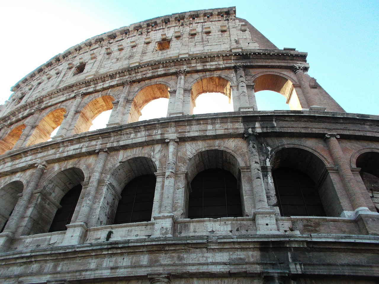 colosseum rome sun free photo