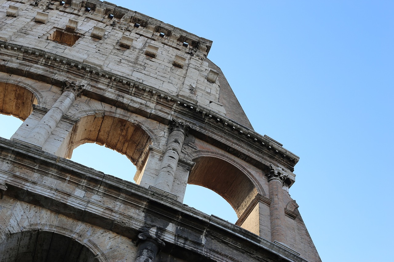 colosseum rome italy free photo