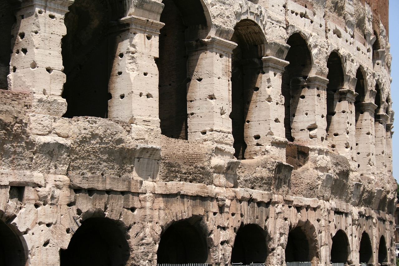 colosseum roman italy free photo