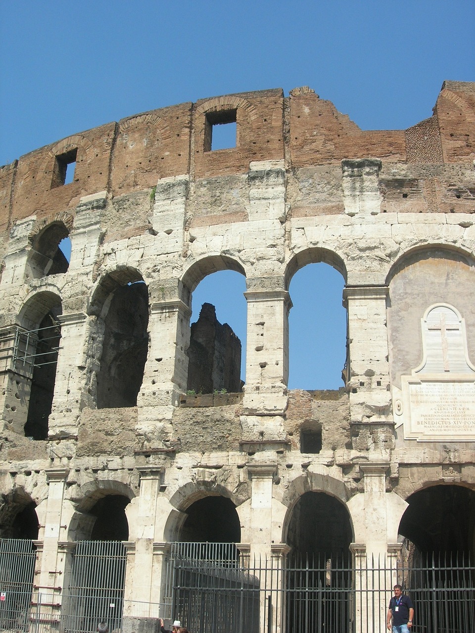 colosseum rome italy free photo