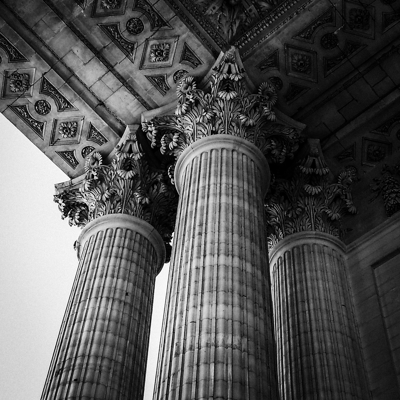 column architecture france free photo