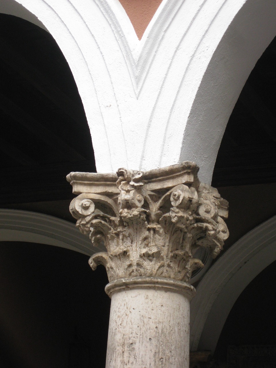 column art architecture free photo