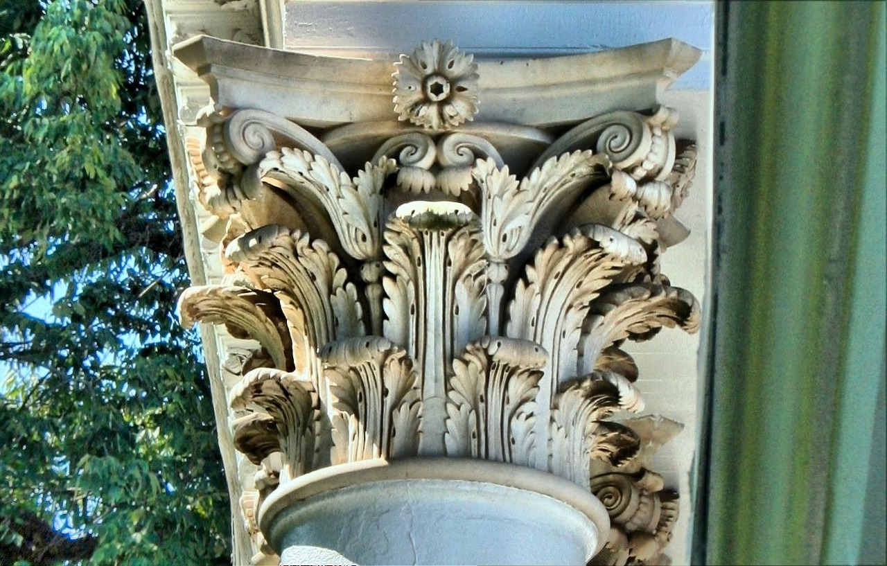 column corinthian capital free photo