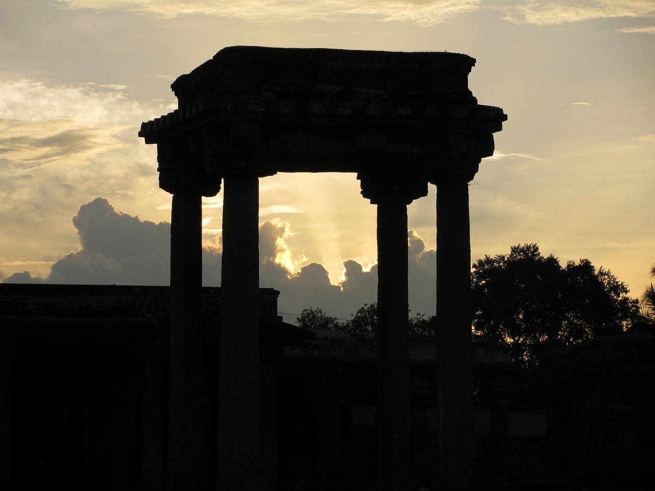 columns sunset belur free photo