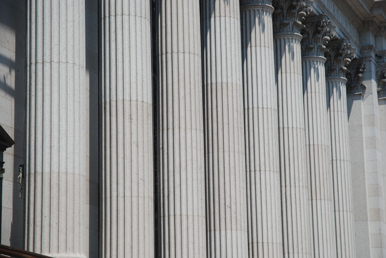 columns washington law free photo