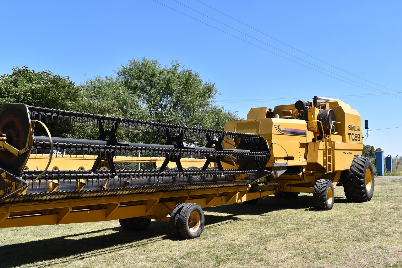 combine harvester agricultural tool combine platform free photo
