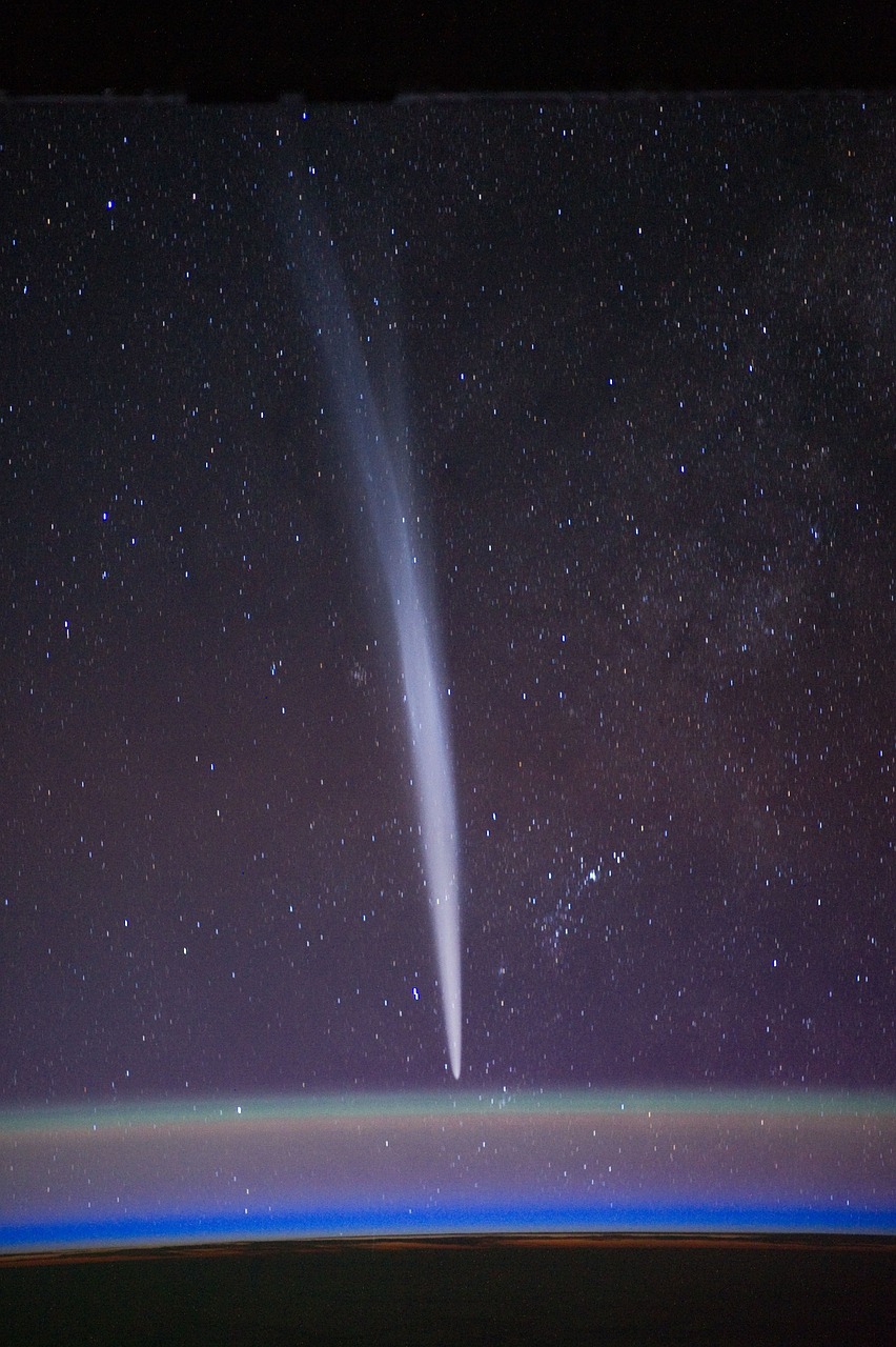 comet comet lovejoy view from iss free photo