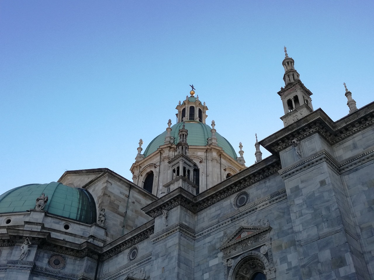 como  duomo  cathedral free photo