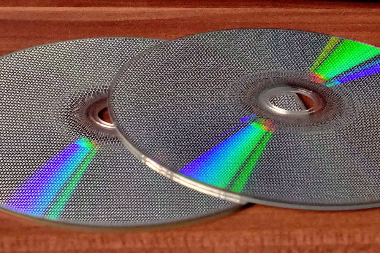 compact discs cd's cd free photo