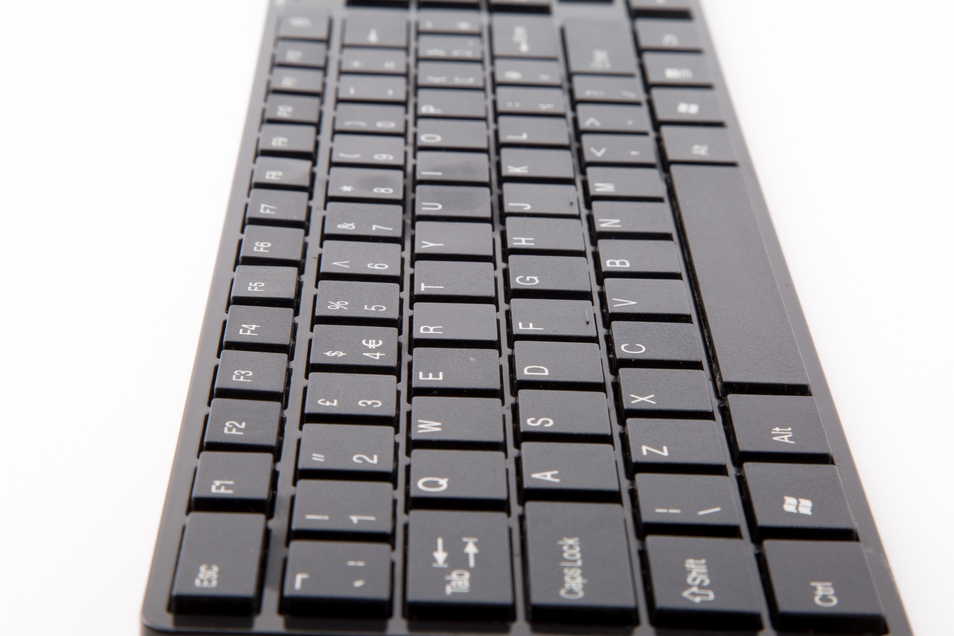Классическая клавиатура для компьютера фото клавиш