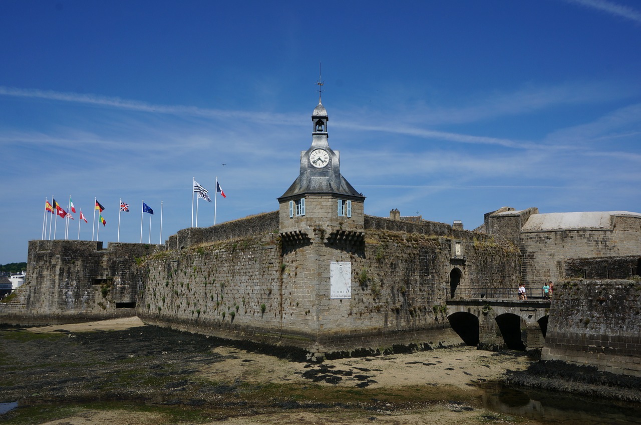 concarneau old town brittany free photo