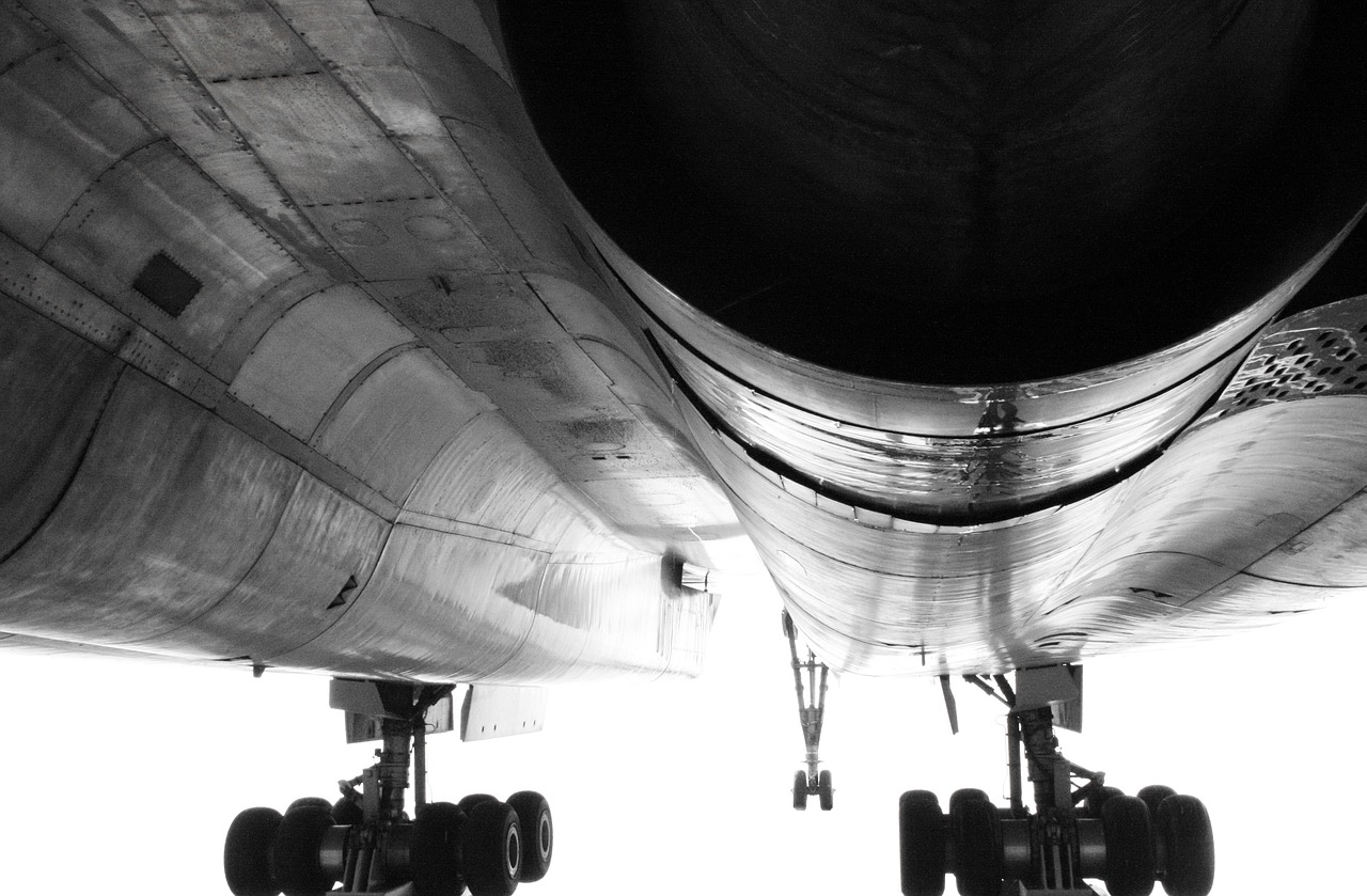 concorde tu-144 aircraft free photo