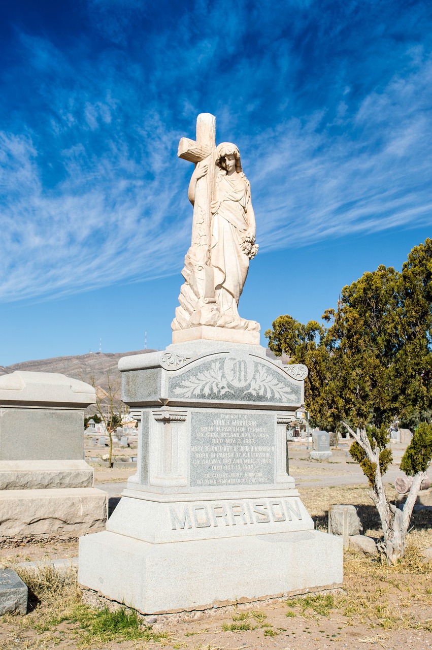 concordia cementary tomb angel free photo