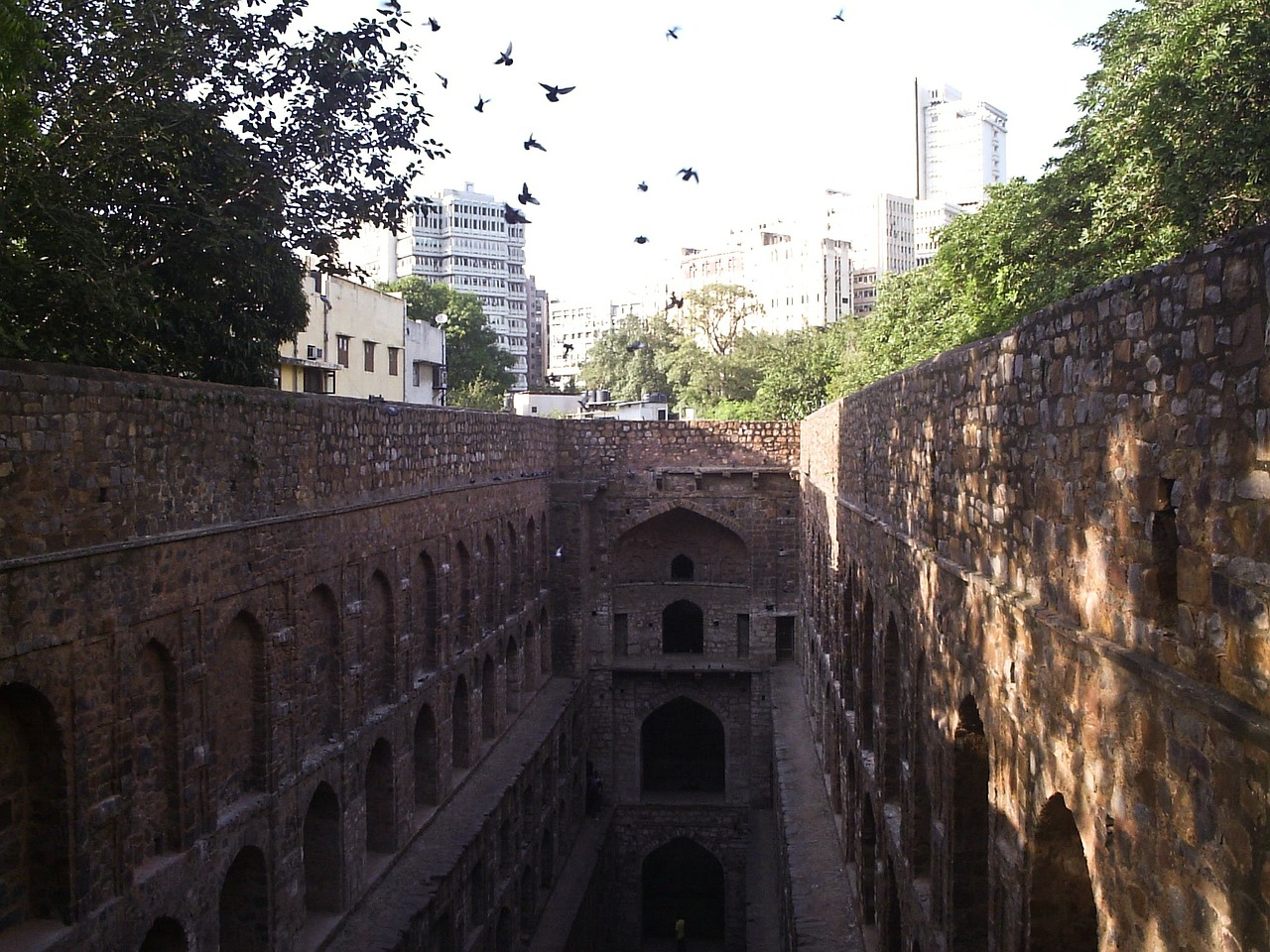 connaught place medieval architecture stepwell free photo