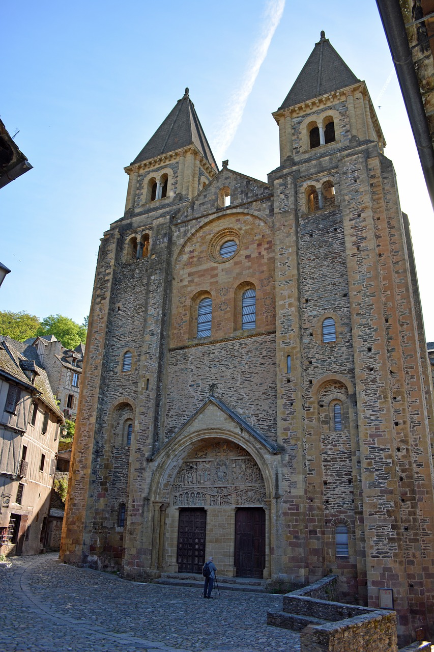 conques aveyron abbey free photo