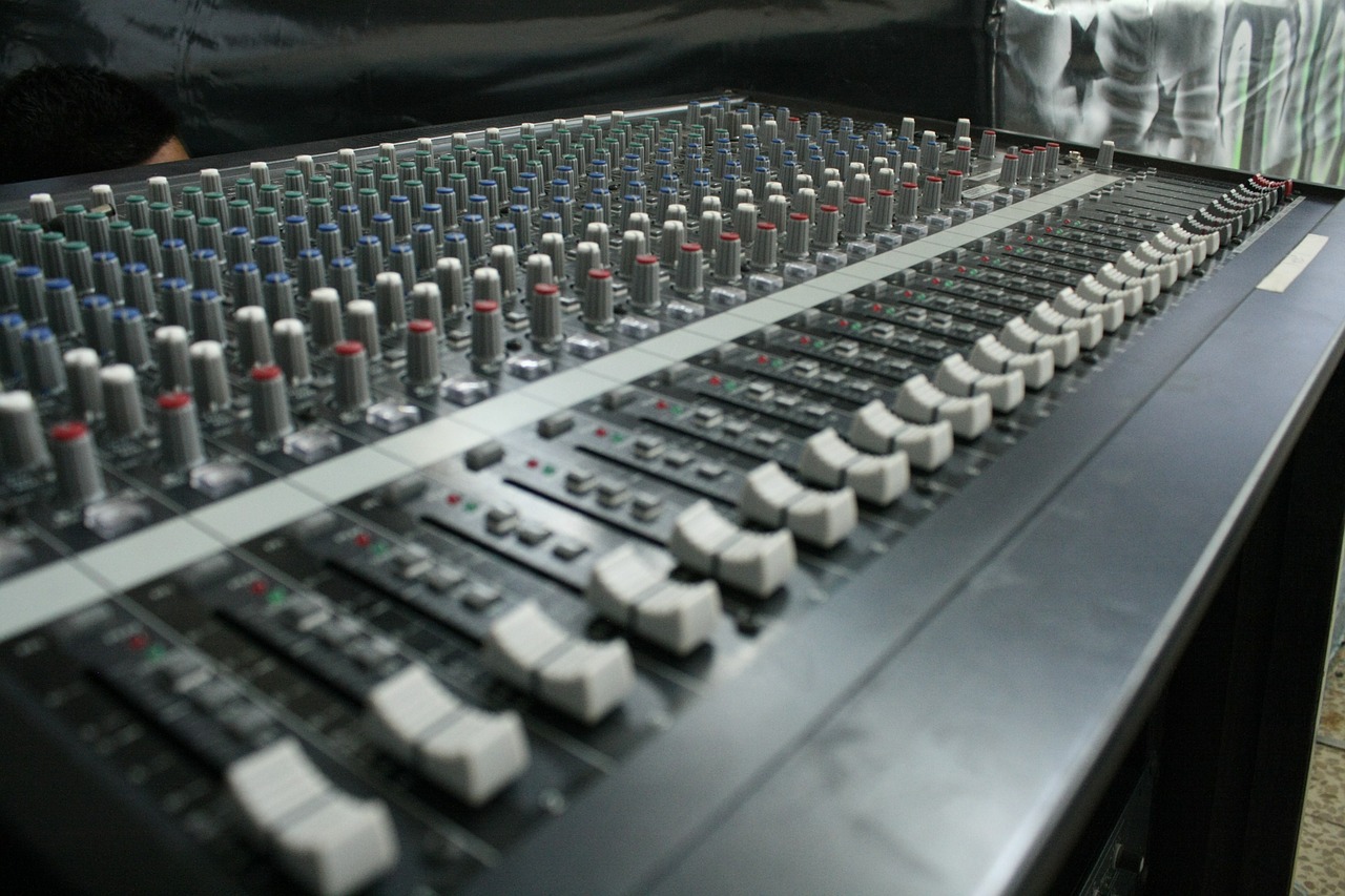 console sound music free photo