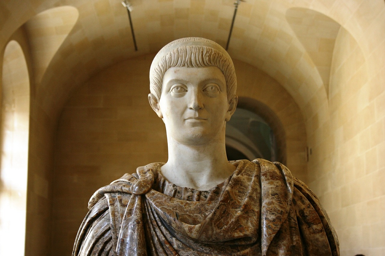 constantino roman emperor sculpture free photo