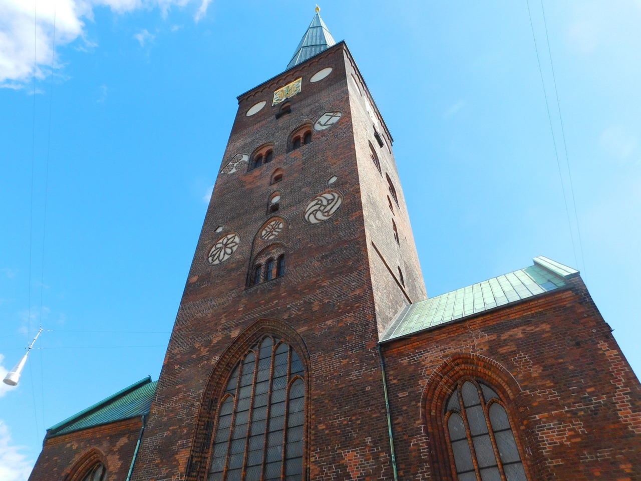 construction monument church free photo