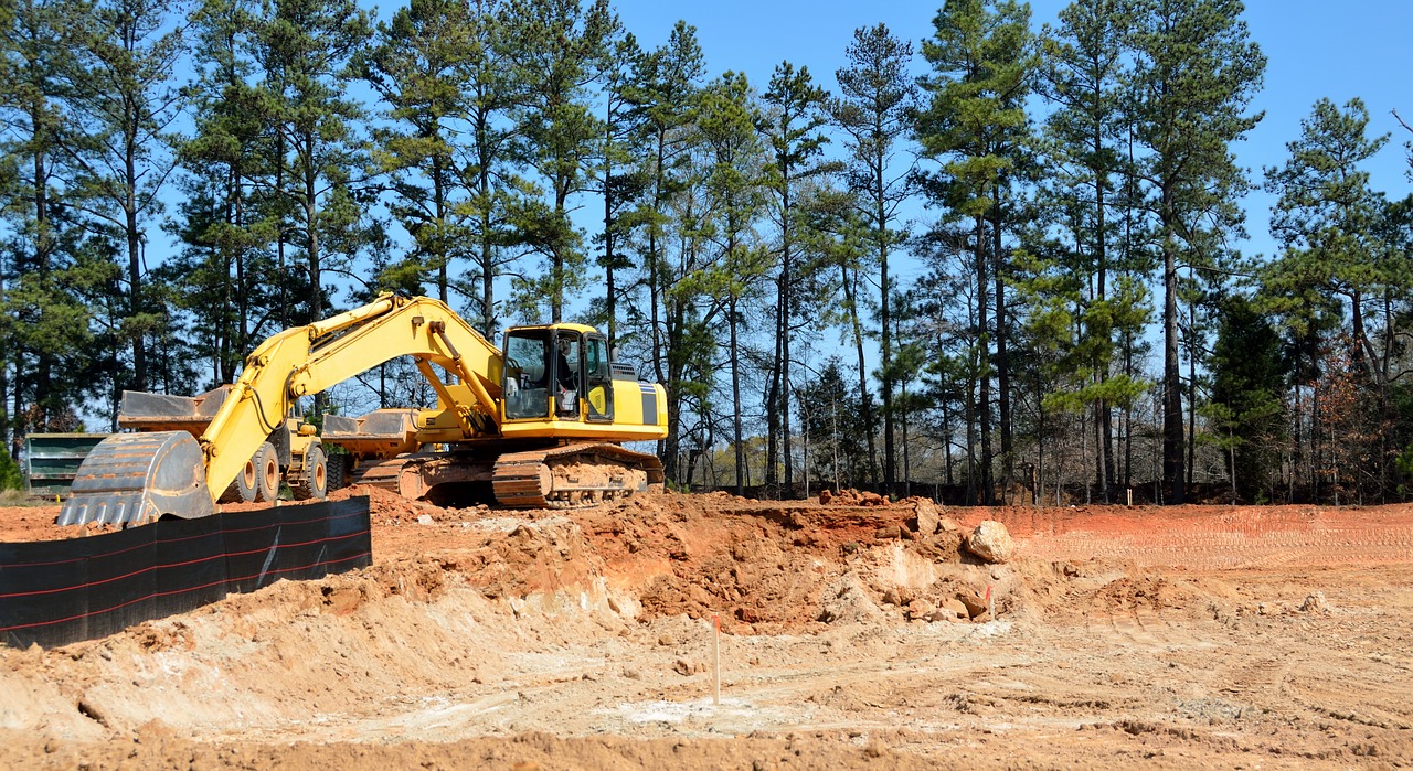 construction site heavy equipment free photo