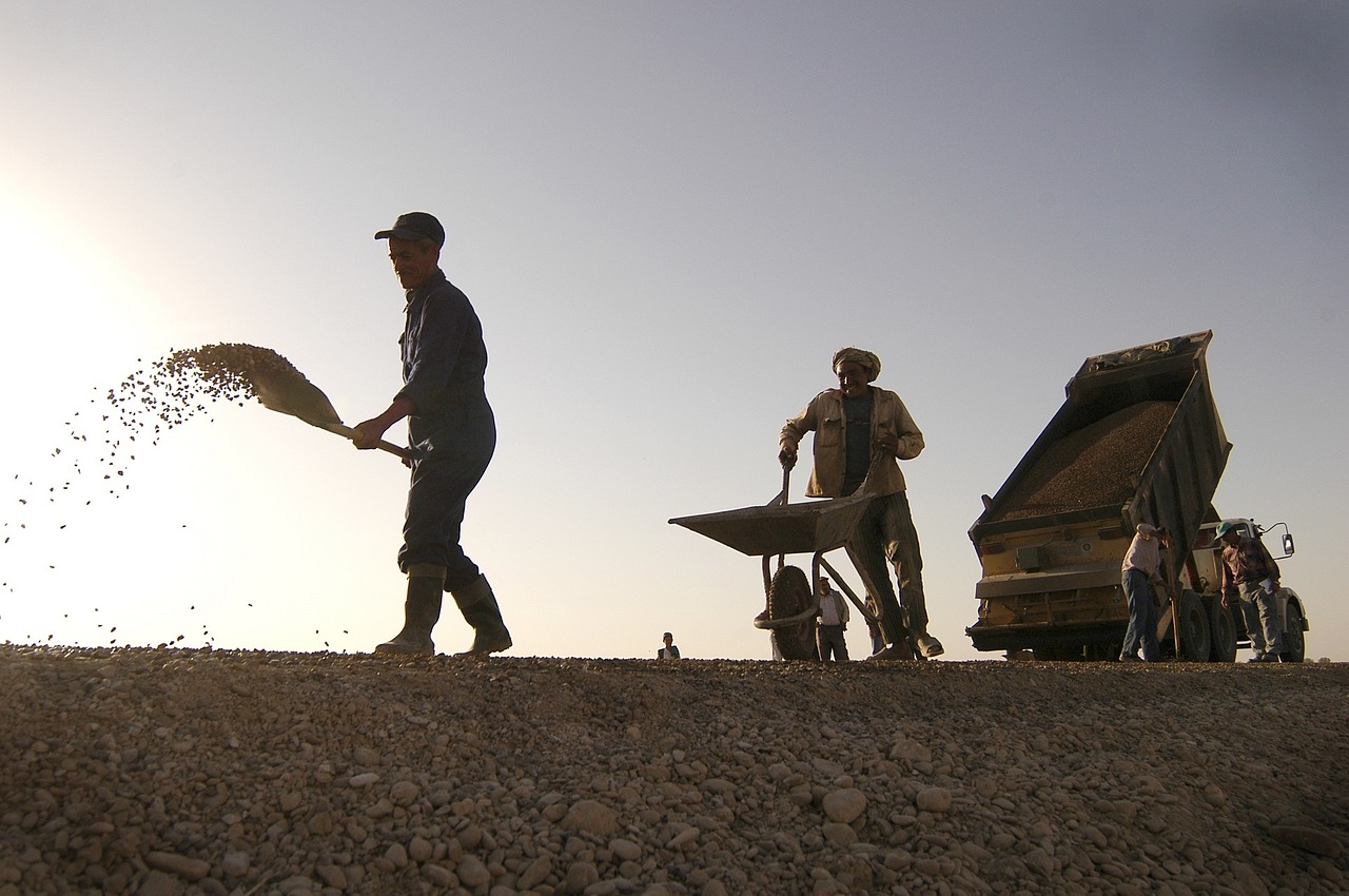 construction workers shovel free photo