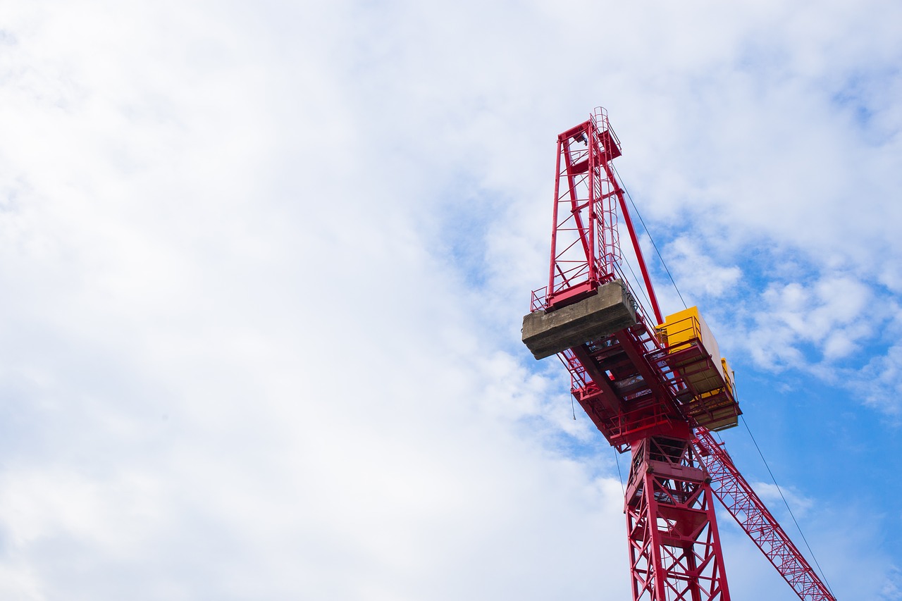 construction machine sky free photo